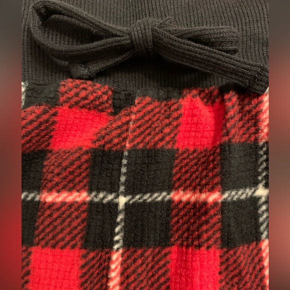 Pyjamas - Picture 3 of 6